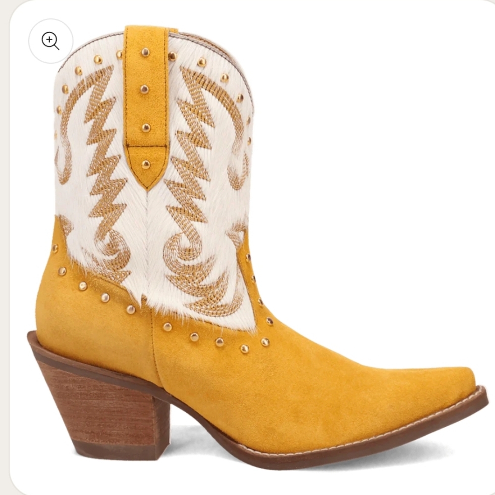 Dingo Womens Rodeo Queen Embroidered Studded Snip Toe
